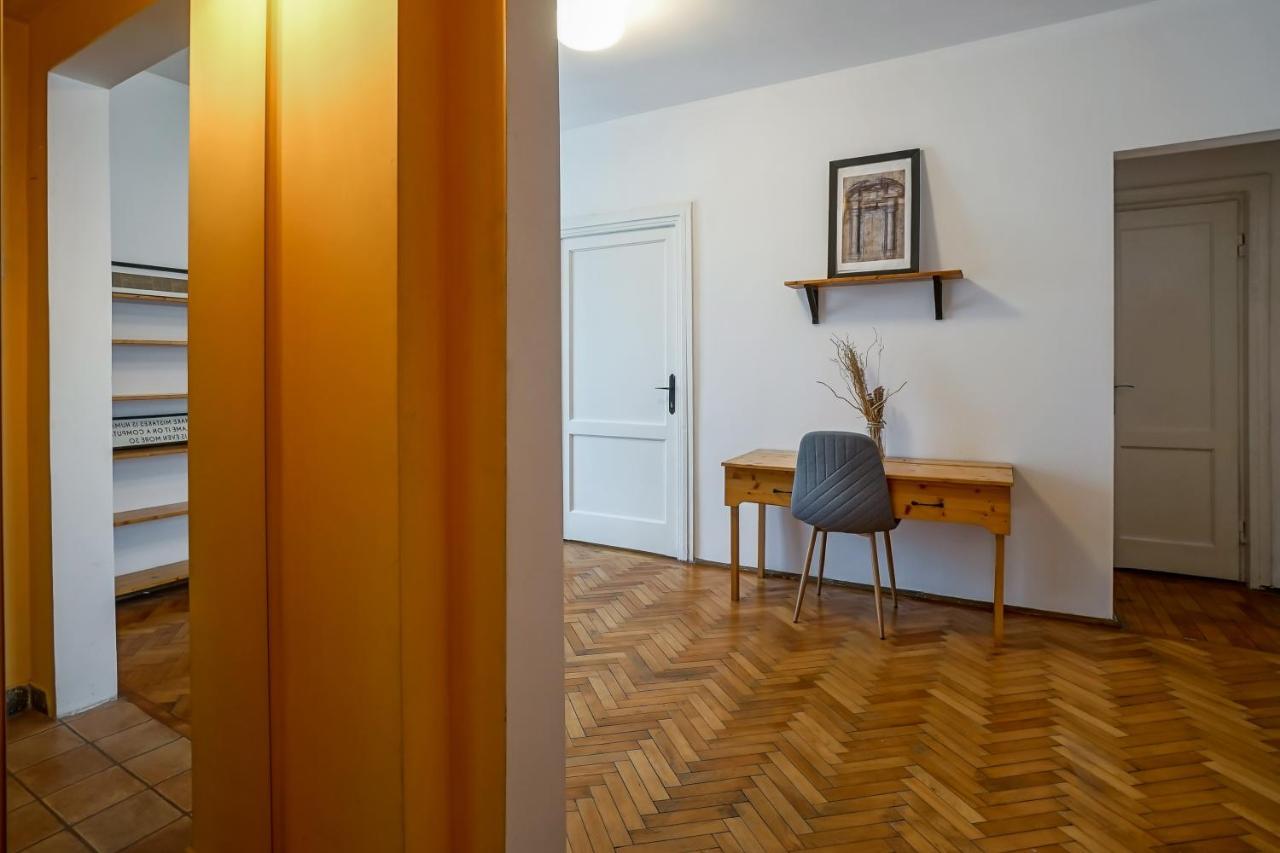 Apartament Universitate - Centrul Vechi Apartment Букурещ Екстериор снимка